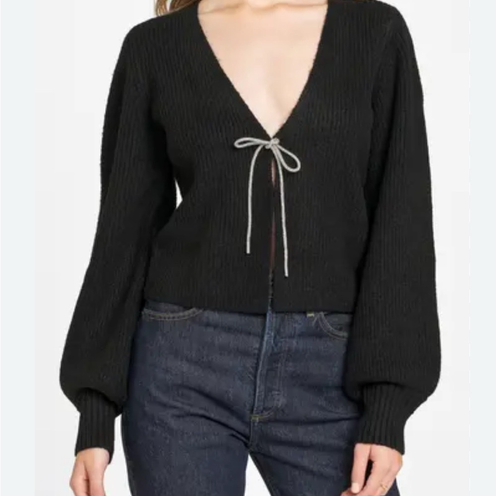 Wayf Black Tie-Front V-Neck Ribbed Cardigan